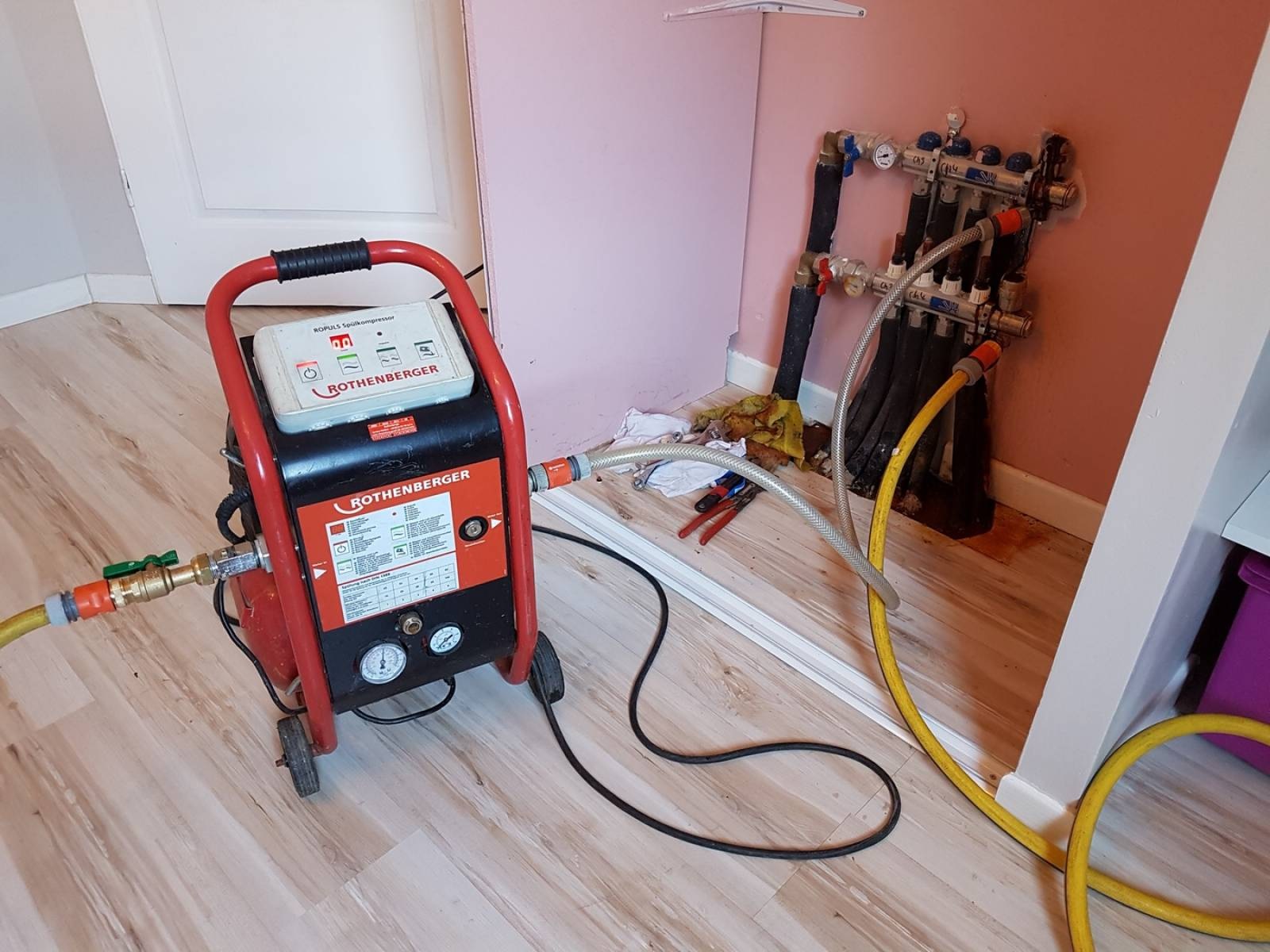 Sancaktepe Meclis Vaillant Hermetik Şofben Kombi Bakımı